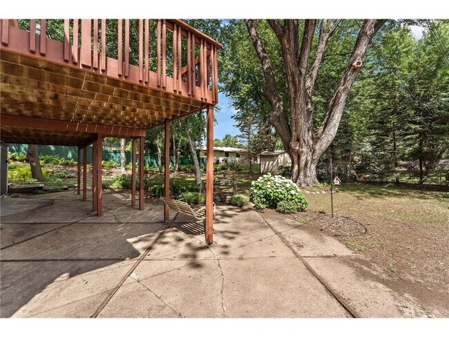 Foto del edificio - 2410 W 106th St