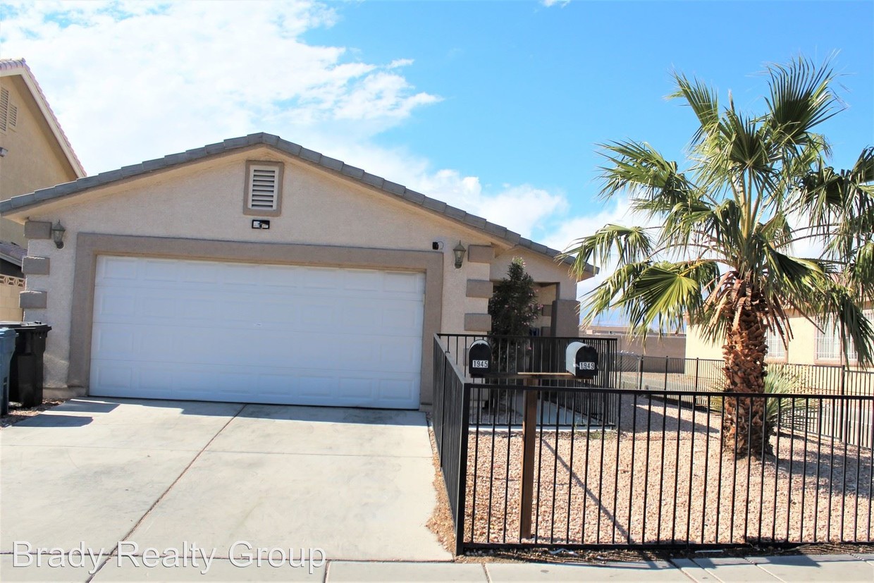 Foto principal - 4 br, 2 bath House - 1945 Simmons Street