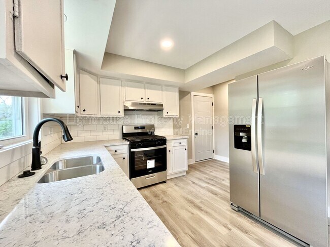 Foto del edificio - 818 Delray Ave SE