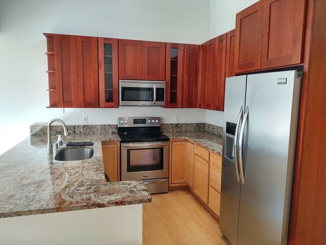 Foto del edificio - 2 Bedroom 2.5 Bathroom Townhouse in Silver...