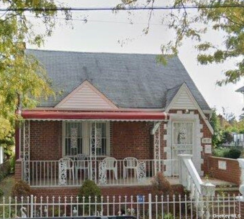 Primary Photo - 143-27 181st St