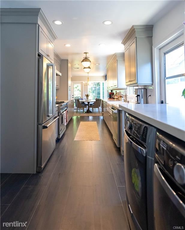 Building Photo - 3 br, 2 bath House - 13427 Cumpston St