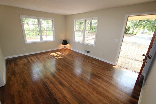 Foto del edificio - 286 New Hope Rd