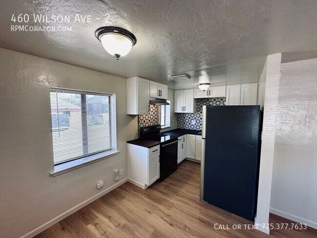 Foto del edificio - 460 Wilson Ave