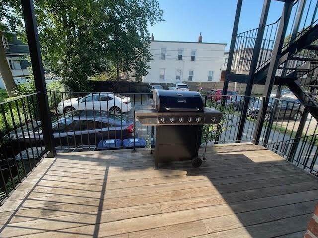 Foto principal - 597 E 7th St
