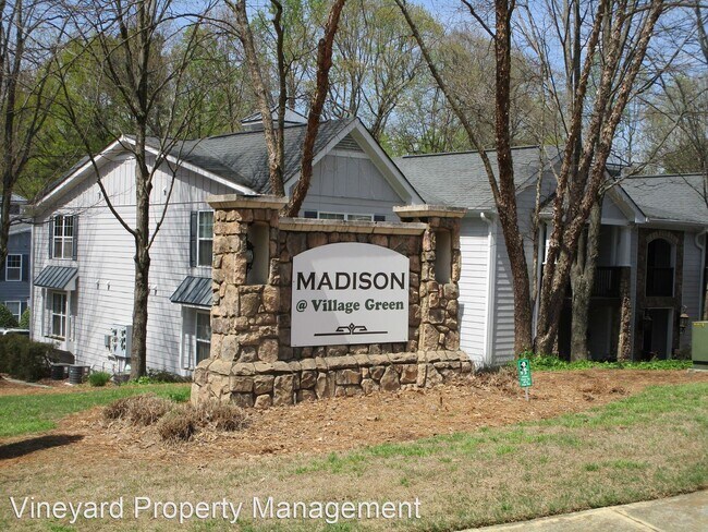 Building Photo - 3 br, 2 bath Apartment - 203 Madison Lane SE