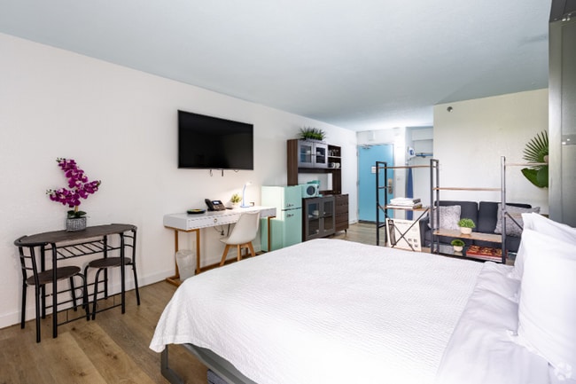 Photo - 3501 Inverrary Blvd Apartment