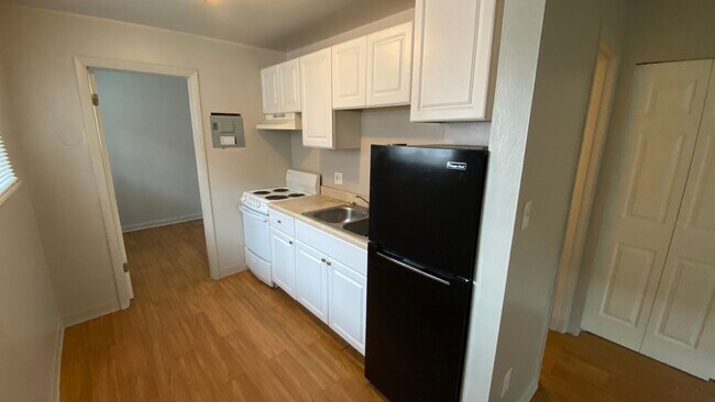 Foto del edificio - 1 bed, 1 bath Apartment in Aurora!