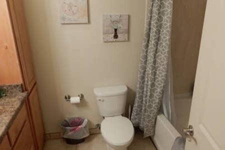 Foto principal - 4801 Gibson Blvd SE