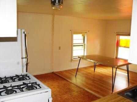 Primary Photo - 414 N University Ave