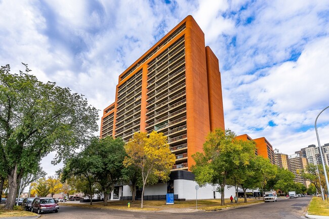 Building Photo - Boardwalk Centre