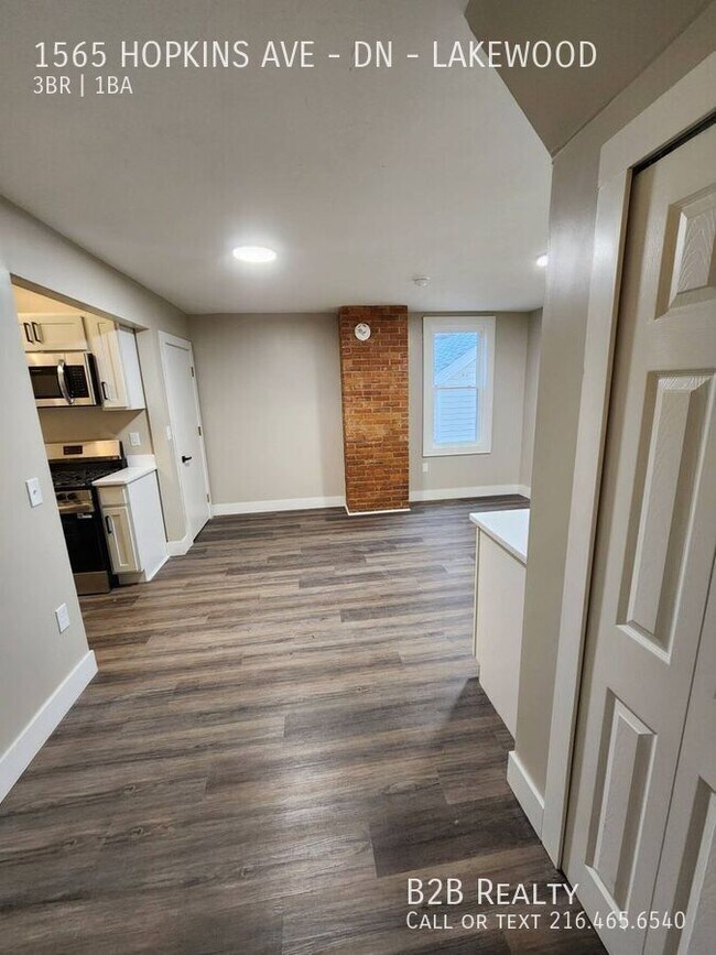 Foto del edificio - 1565 Hopkins Ave