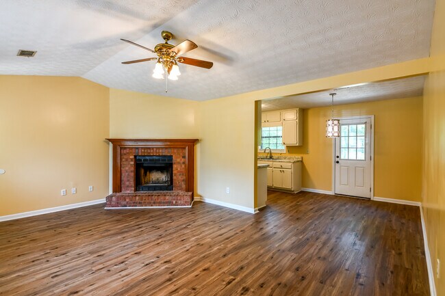 Foto del edificio - 14 Hillside Ct