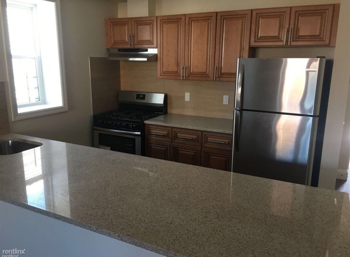 Foto del edificio - 8416 102nd Ave