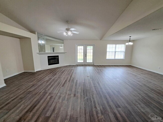 Building Photo - 3312 Massena Dr