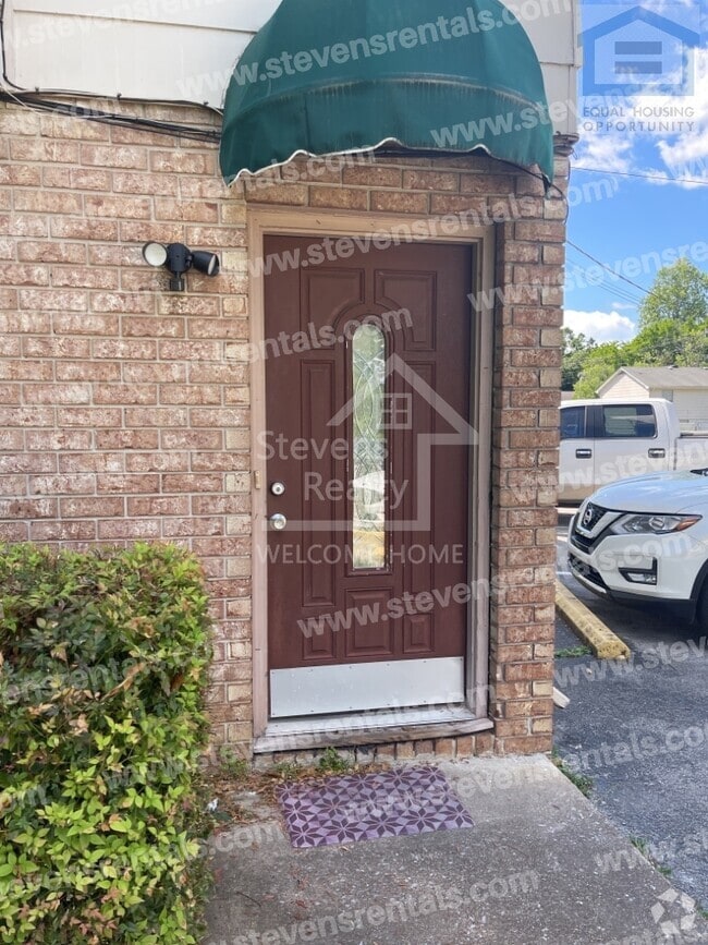 Building Photo - 4131 Wilkesview Dr