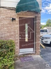 Building Photo - 4131 Wilkesview Dr