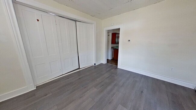 Foto del edificio - 1st Floor Apartment