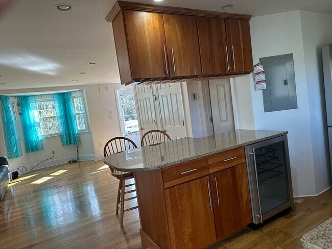 Foto del edificio - 715 Hammond St