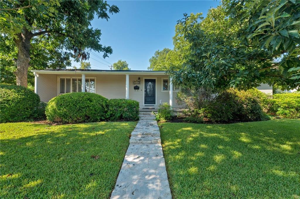 Primary Photo - 2701 Greenlee Dr