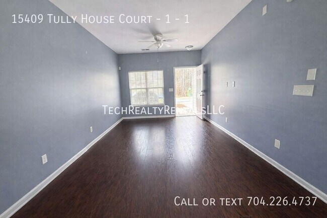 Building Photo - 15409 Tully House Ct