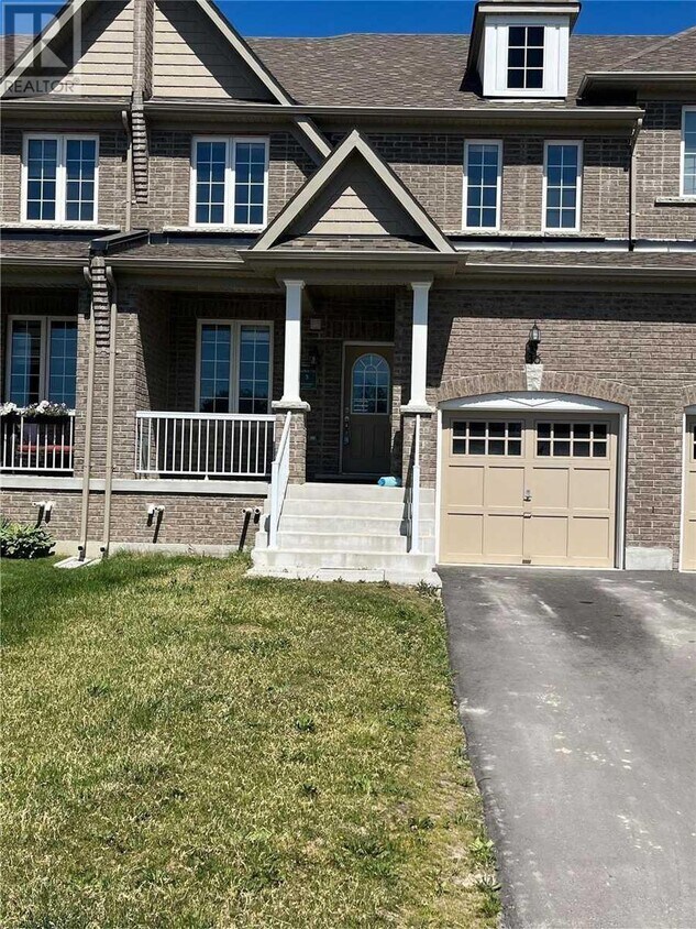 36 Kingknoll Cres, ON L4P 0C9 House for Rent in