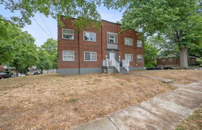 Building Photo - 1806 Dale Rd