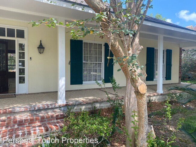 Building Photo - 6 br, 4 bath House - 621 W. Woodruff
