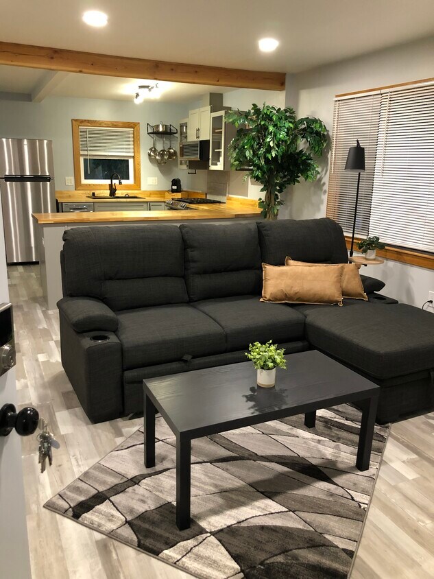 Foto principal - 145 S Kobuk St