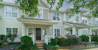 Foto del edificio - 17360 Villanova Rd