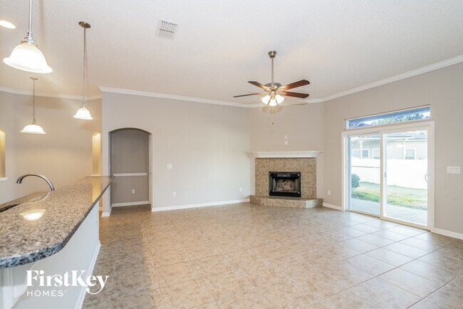 Building Photo - 920 Raindrop Ln