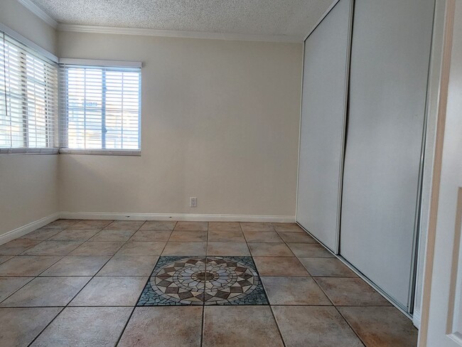 Building Photo - Beautiful 3Bd, 2Ba Town Home in Corona