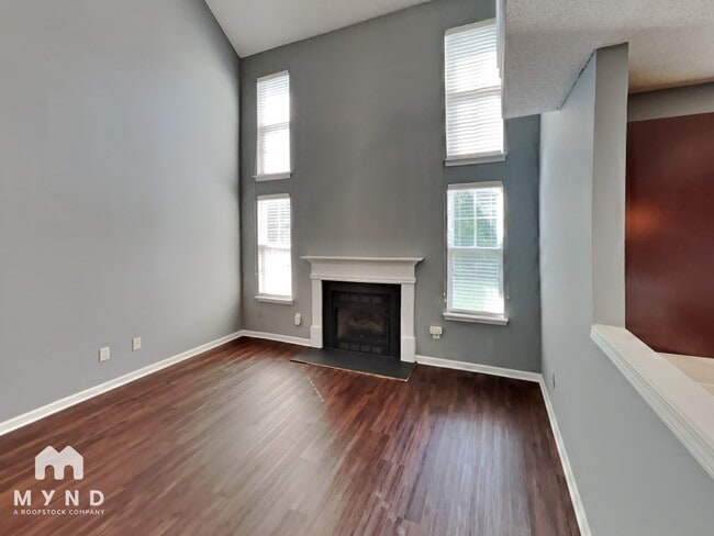 Building Photo - 16724 Timber Crossing Rd