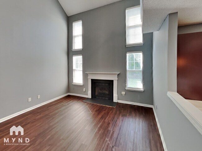 Foto del edificio - 16724 Timber Crossing Rd