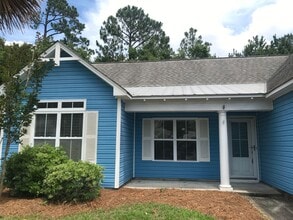 Building Photo - 129 S Palm Dr