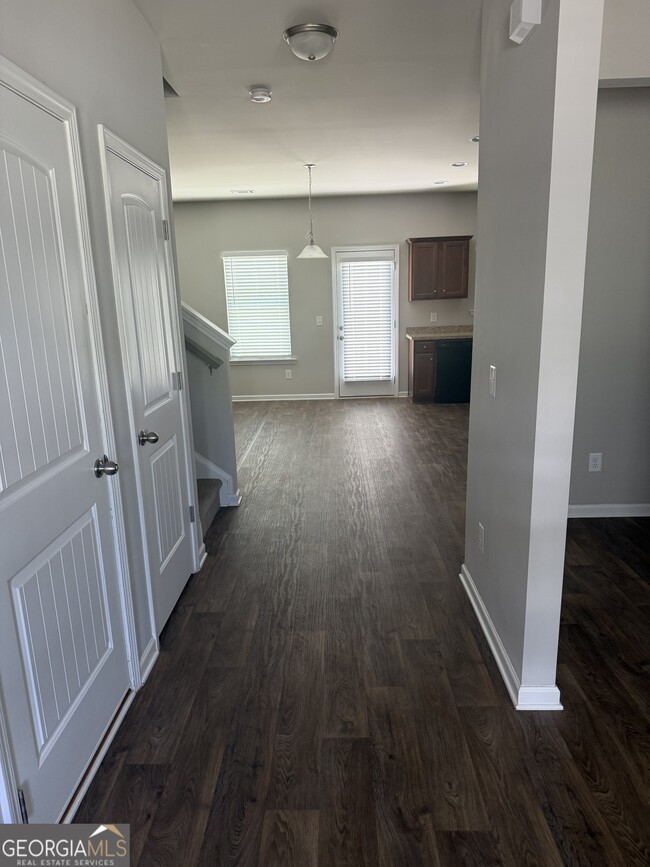 Building Photo - 131 Finley Dr