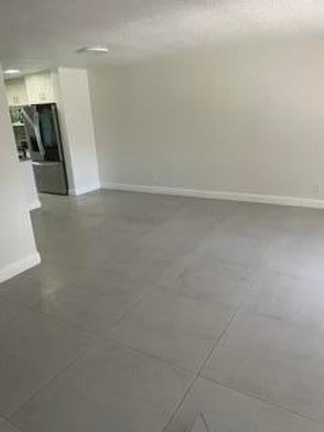 Foto del edificio - 1660 W Golfview Dr