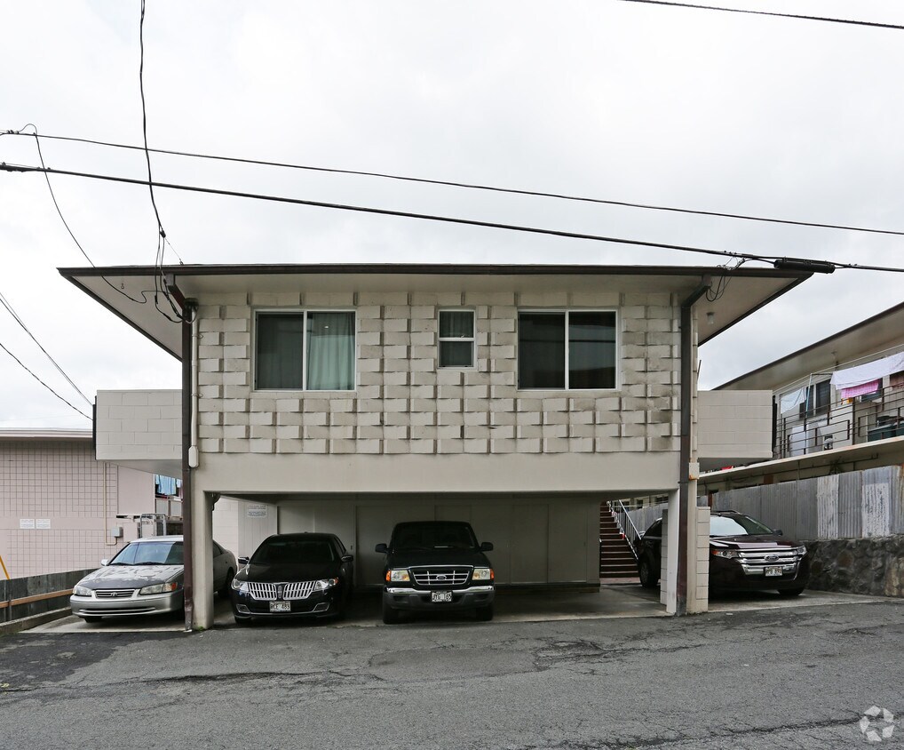 Building Photo - 1725 Kaluhikai Ln