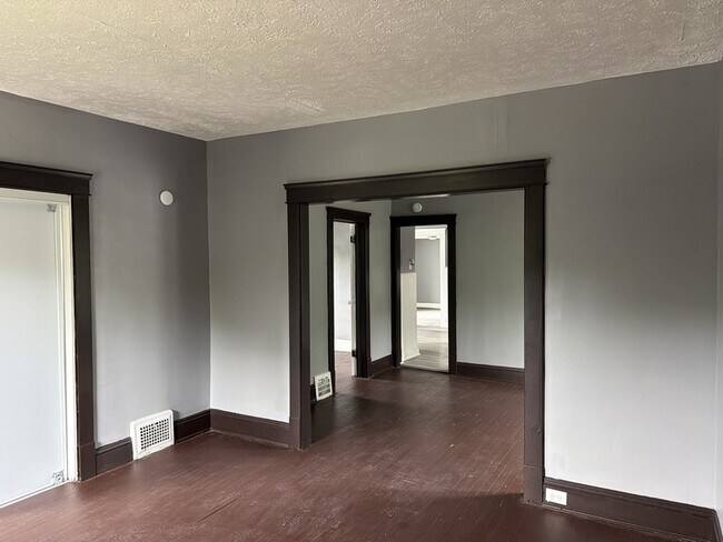 Foto del edificio - 3552 E 138th St