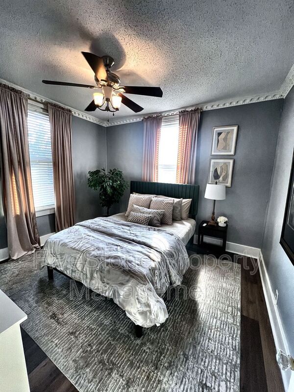 Foto del edificio - 279 S Watkins St