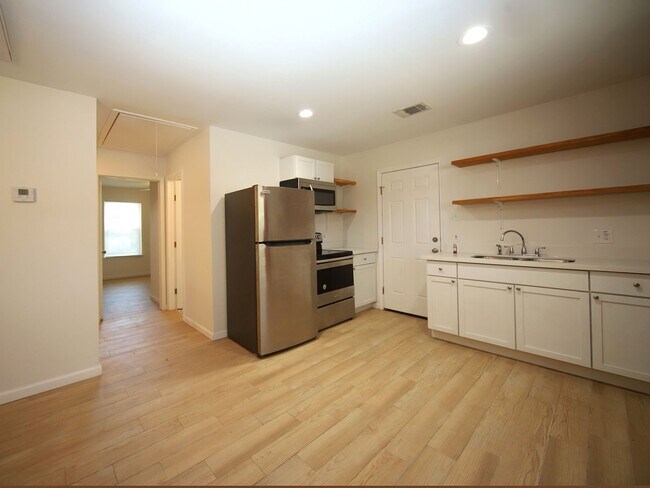 Foto del edificio - 6709 Greenhurst St