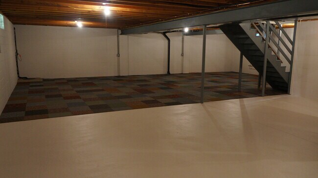 Foto del edificio - 294 Oak Grove Ln