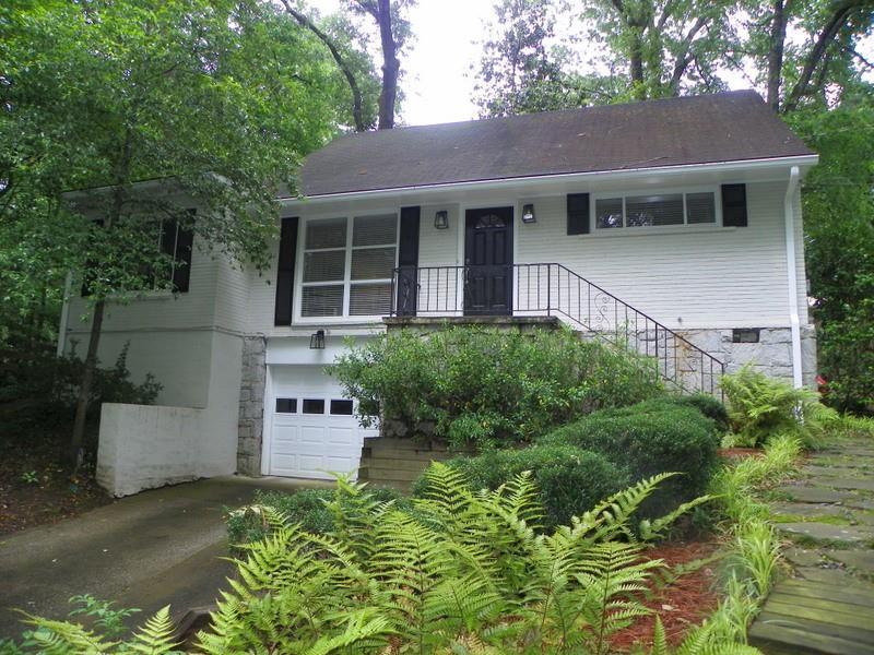 Primary Photo - 2633 Ridgemore Rd NW