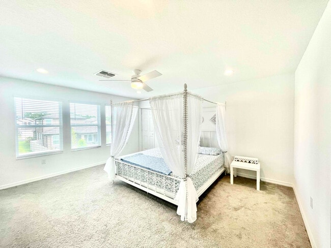 Building Photo - 11127 Sundrift Dr