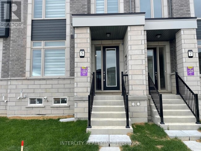 Building Photo - 5 Ravenbury St