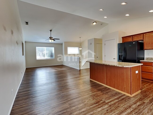 Foto del edificio - 6321 41st St NE