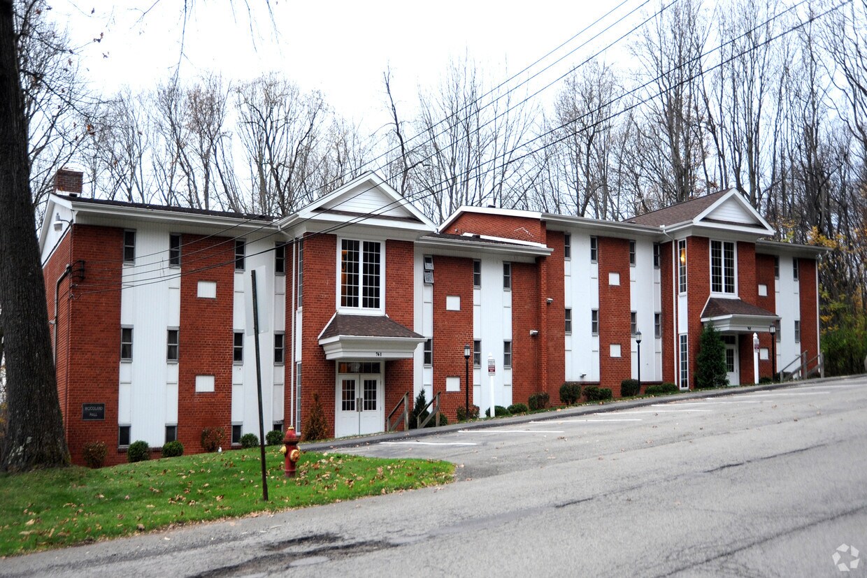 753763 Cabin Hill Dr, Greensburg, PA 15601 Apartments in Greensburg