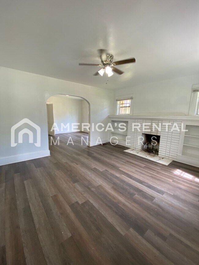 Foto del edificio - Home for rent in Birmingham! Available NOW...