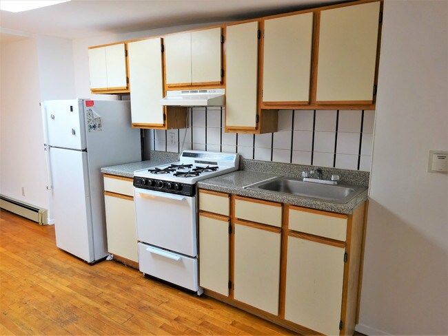 Foto del edificio - 354 Court St