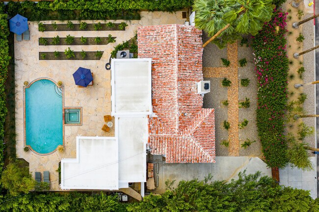 Foto del edificio - 439 E Sonora Rd